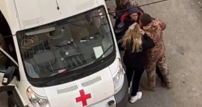 Інцидент у Райдужному: люди у військовій формі в Одесі продовжують використовувати автівки швидкої допомоги для «мобілізаційних заходів»