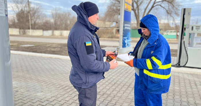 Білгород-Дністровські рятувальники провели протипожежні інструктажі серед працівників АЗС