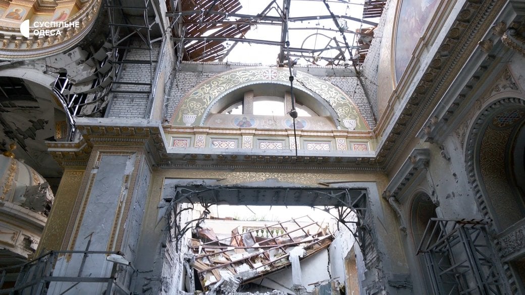 в Одесі частково відремонтували дах Спасо-Преображенського собору