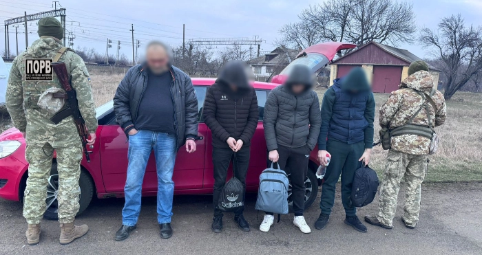На Одещині затримали незаконного перевізника та трьох його «клієнтів»
