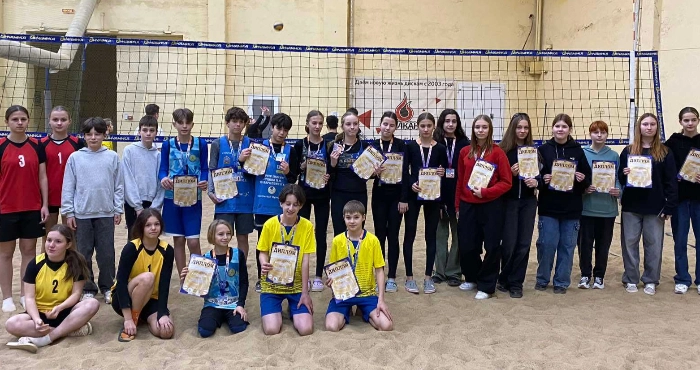 Команда з Роздільної взяла срібло на Чемпіонаті Одеської області з пляжного волейбол