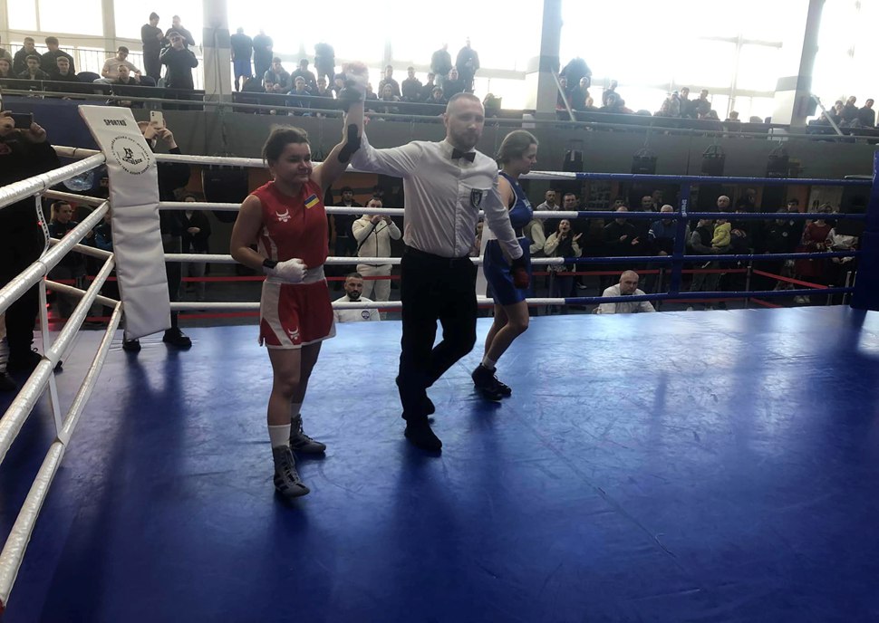 Боксерка з Арциза Анастасія Коваленко здобула перемогу в столичному чемпіонаті (Фото)