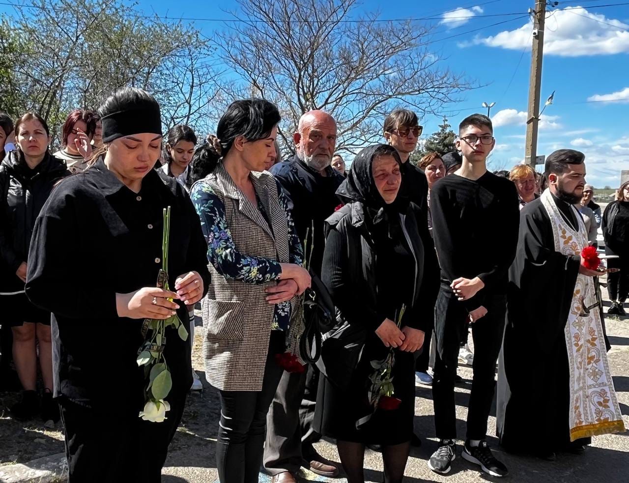 В селі Криничне відкрили меморіальну дошку на честьзагиблого Героя Семена Демирова