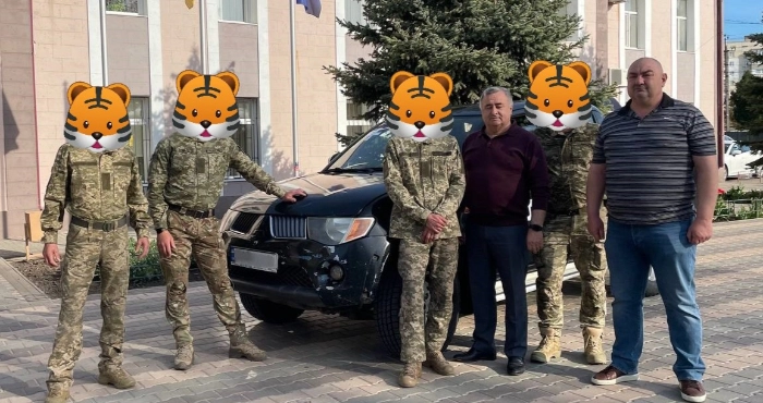 Роздільна передала для підрозділу Збройних сил України автомобіль