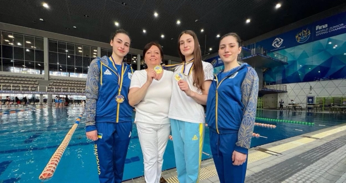 Одеські спортсменки – призерки чемпіонату України з синхронного плавання